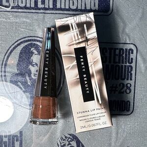 Fenty Beauty by Rihanna Stunna Lip Paint - Rich Brown UNVEIL 04